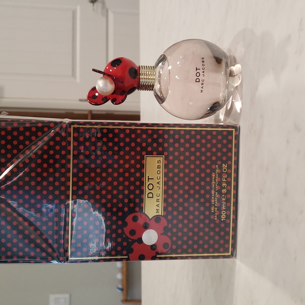 Marc Jacobs Dot New Eau De Parfum Spray Red and Black 3.3Fl Oz